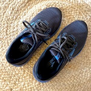 Brooks glycerin 18 size 7